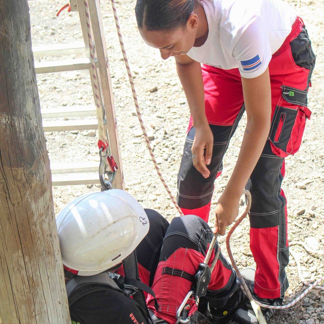 Formação em Trabalho em Altura, Resgate e Primeiros Socorros com a ARES e a GRUPNOR